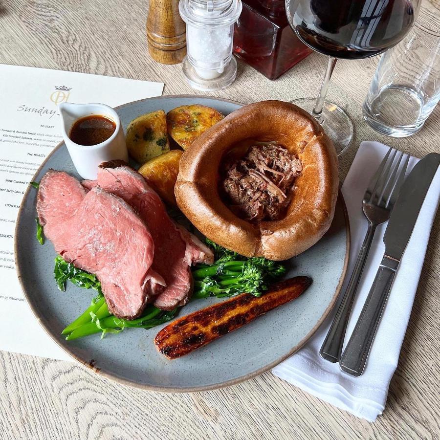 The Queen'S Head At Broad Chalke Hotel Buitenkant foto
